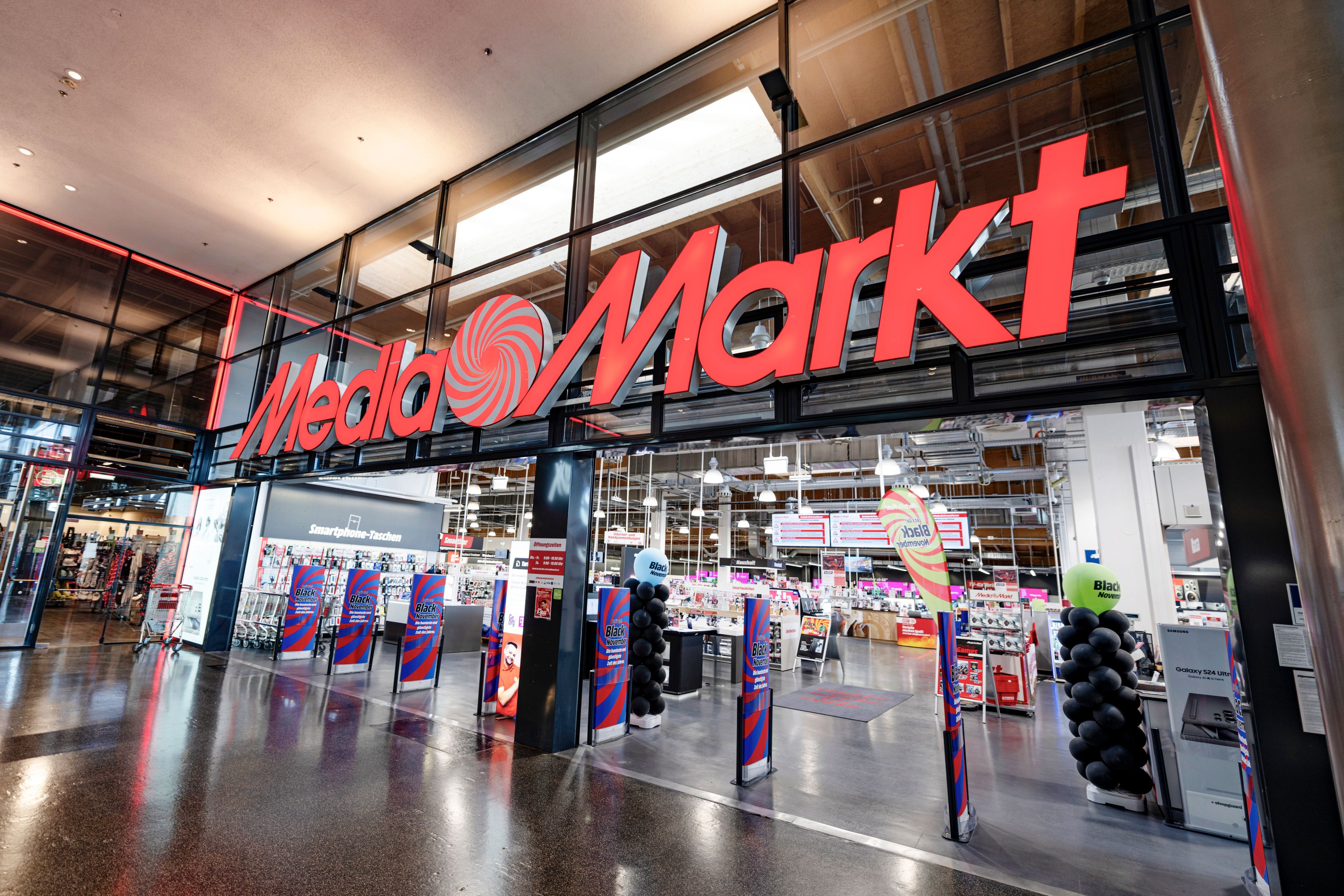 Eingang zu einer MediaMarkt-Filiale