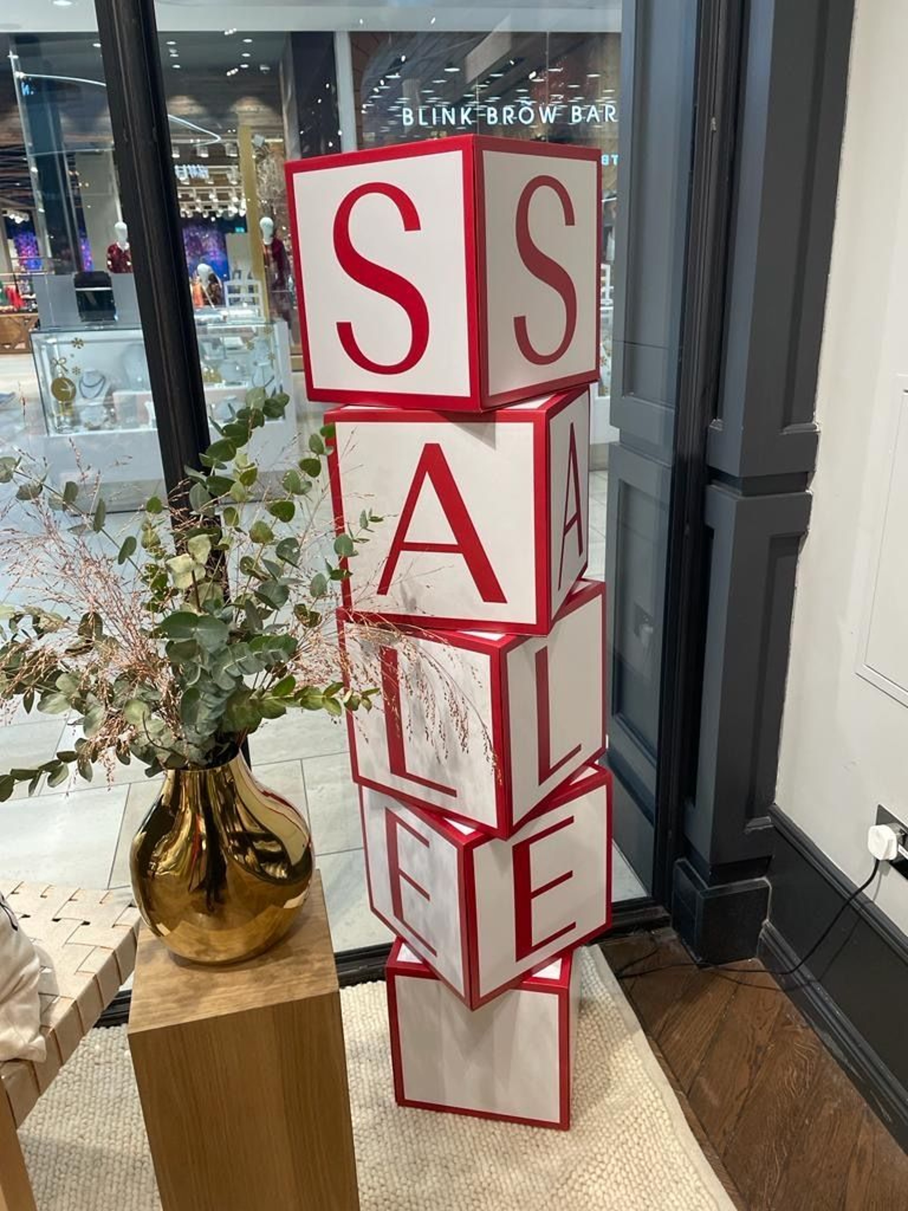 Sale Würfelsäule